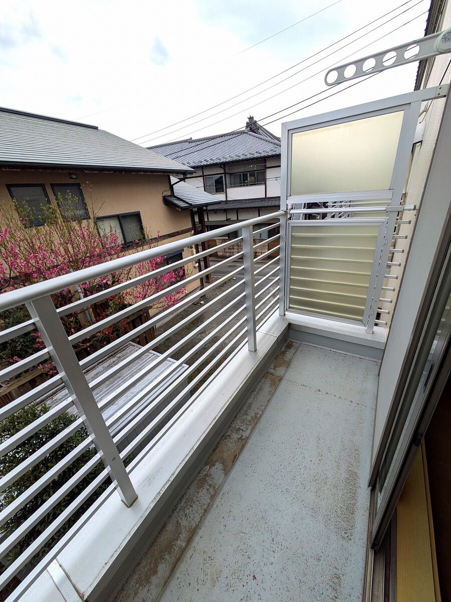日当たりの良いバルコニー