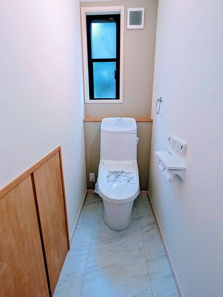 1Fトイレ交換
