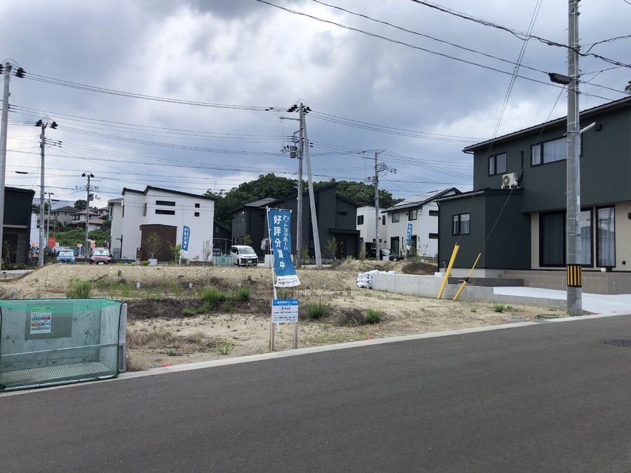 ゴミ捨て場が隣にあるので毎日の処理も楽々です。
