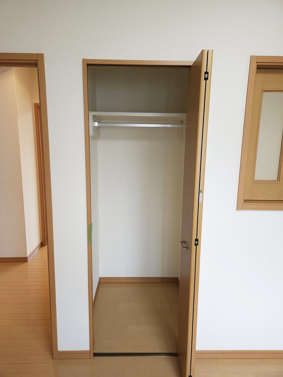 2階北西側洋室収納