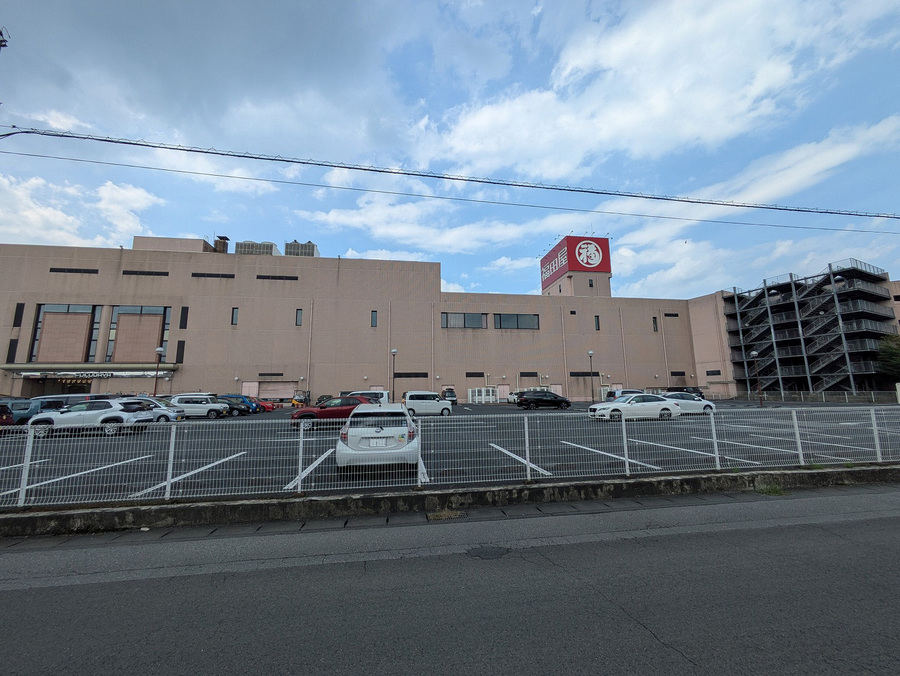 福田屋百貨店　約1.2㎞