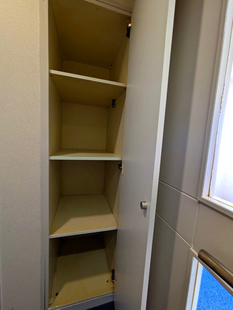 キッチン背面収納