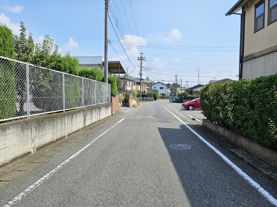 北側前面道路