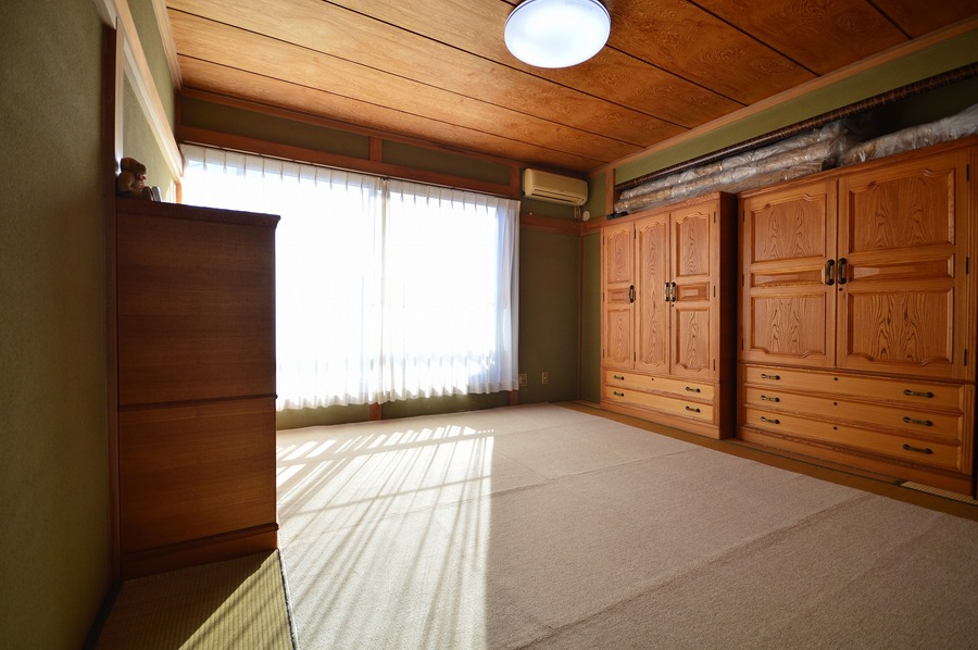 2階西側和室8帖