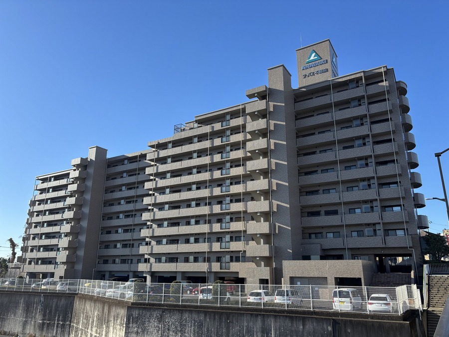 最上階で眺望・通風ともに良好です