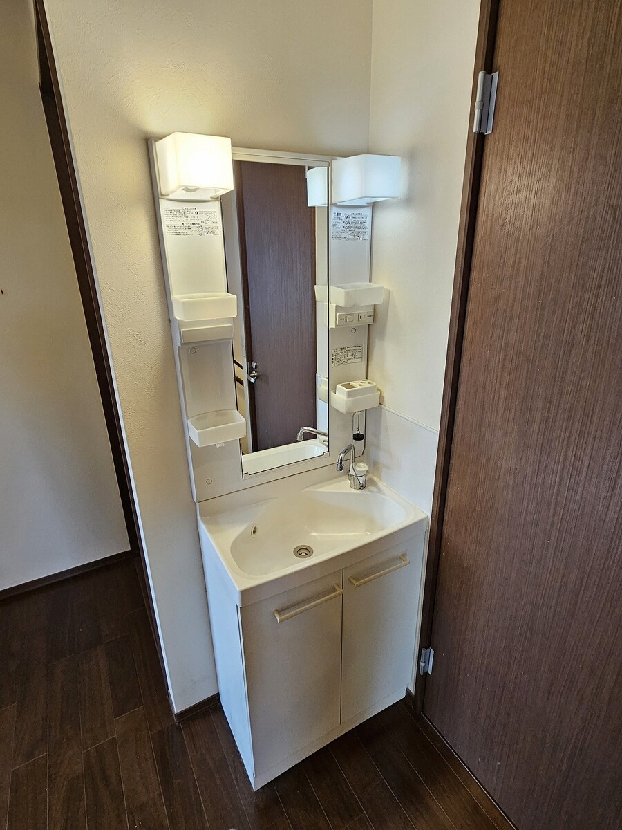 2階洗面化粧台