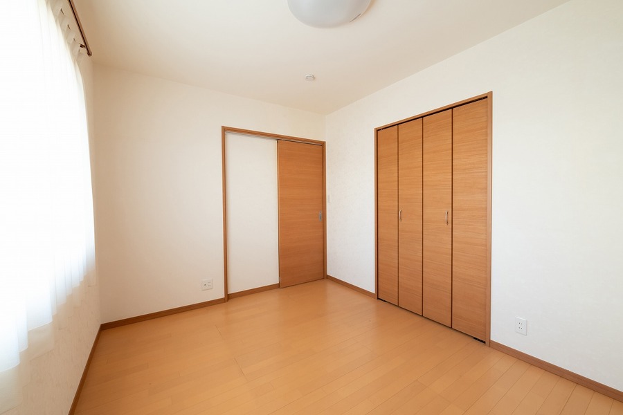 北西洋室（リフォーム前写真）