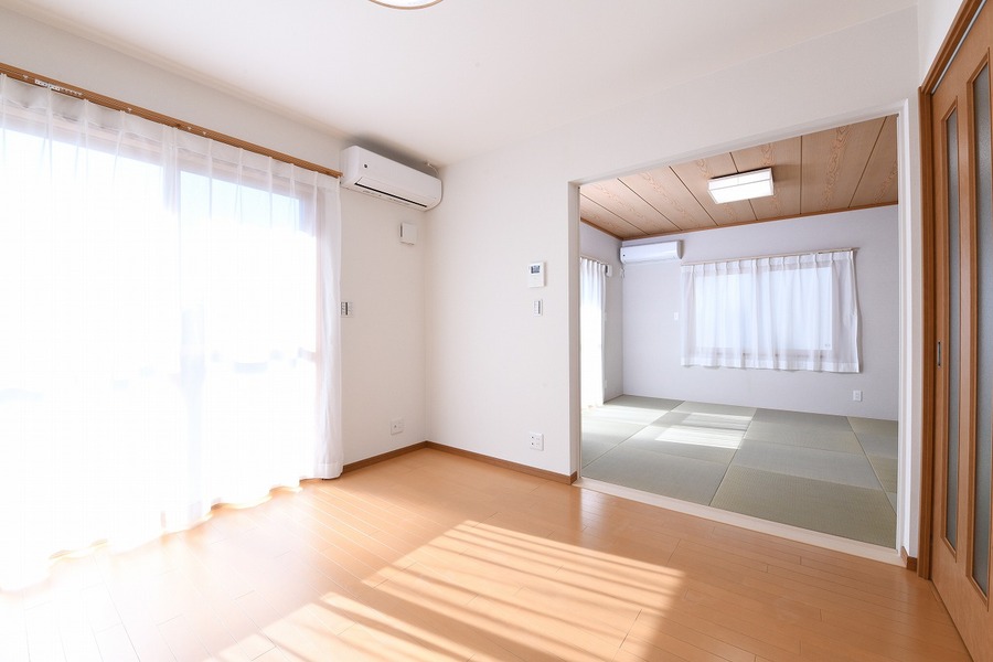 ダイニングと和室