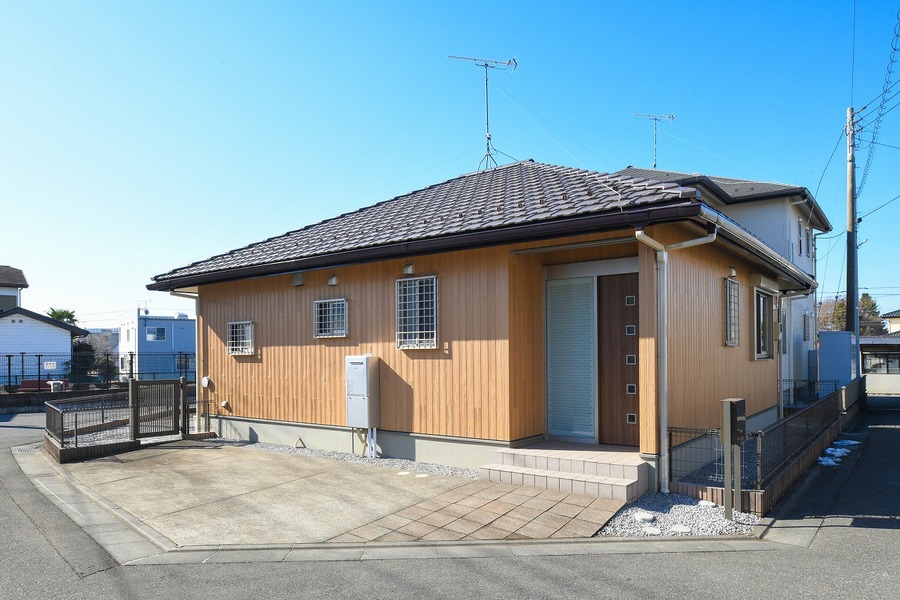 リフォーム後外観　北東方向より