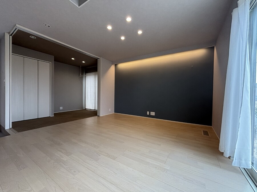 リビング　※壁クロス貼替実施