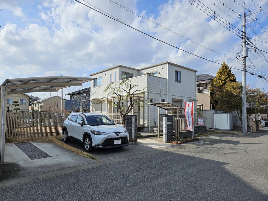 現地東南側から 植栽の剪定完了しました