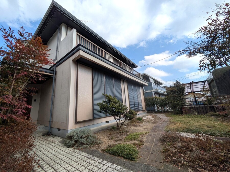 敷地内から撮影