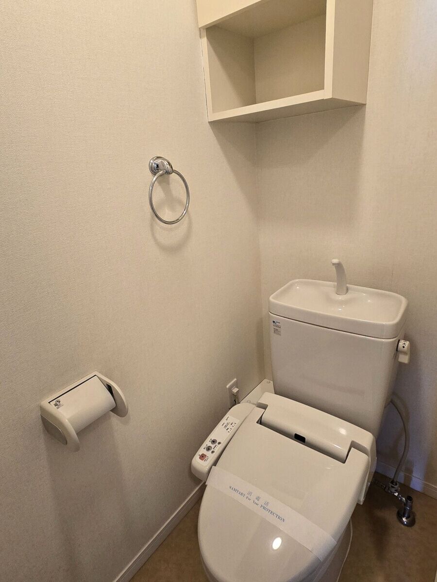 トイレ（リフォーム前）