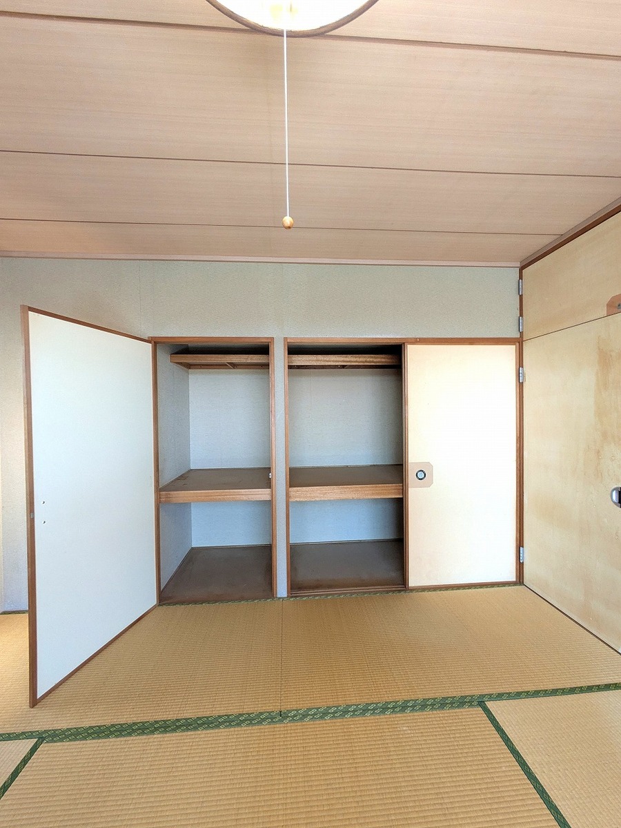 南西和室 収納