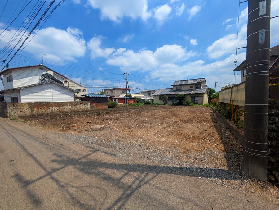 ゆとりの敷地122坪、安塚駅まで徒歩10分