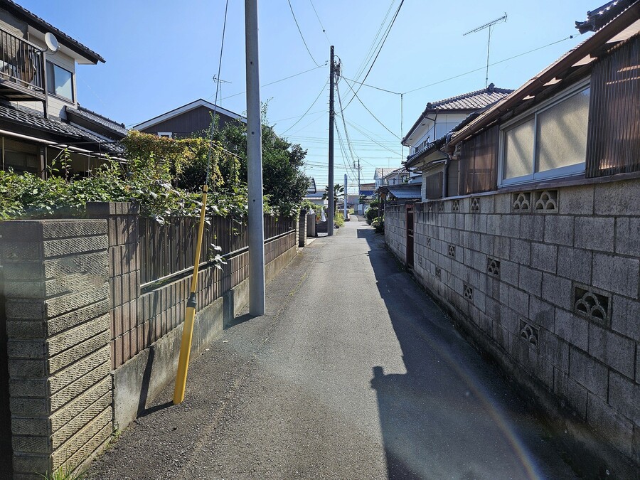 前面道路　南側